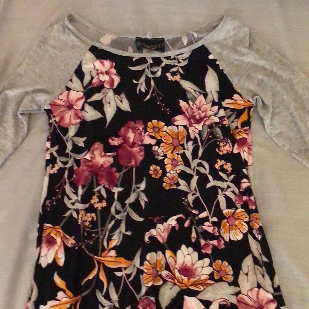 Discreet Long T-Shirt